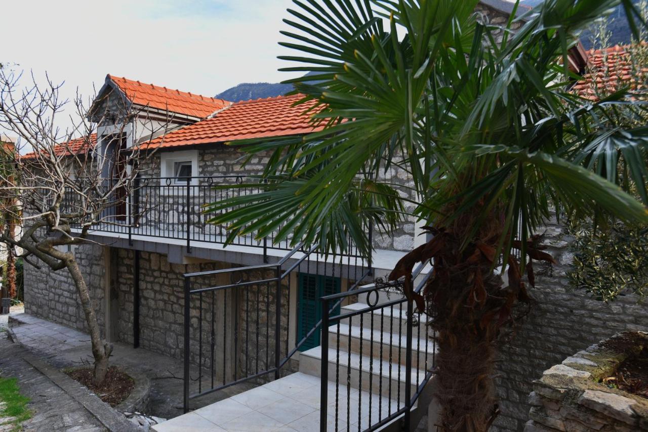 Apartamento Stone House Morinj Kotor Exterior foto